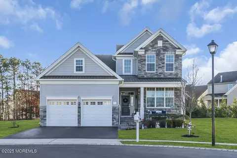 7 Farnham Ct, Forked River, NJ 08731