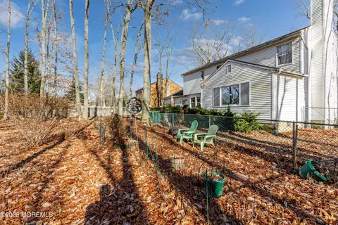 Exterior - 492 Burke Rd, Jackson, NJ 08527 photo 5 of 10