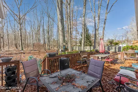 Exterior - 492 Burke Rd, Jackson, NJ 08527 photo 8 of 10
