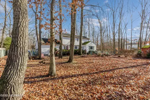Exterior - 492 Burke Rd, Jackson, NJ 08527 photo 6 of 10
