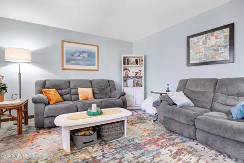 Living - 492 Burke Rd, Jackson, NJ 08527 photo 3 of 7