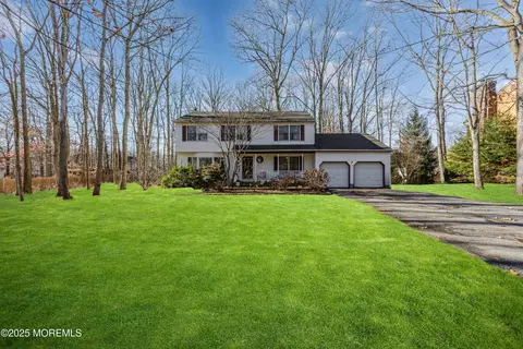 Exterior - 492 Burke Rd, Jackson, NJ 08527 photo 1 of 10