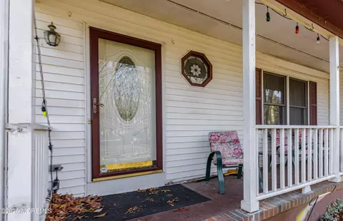 Exterior - 492 Burke Rd, Jackson, NJ 08527 photo 3 of 10