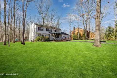 Exterior - 492 Burke Rd, Jackson, NJ 08527 photo 2 of 10