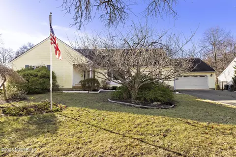 730 Bridlemere Ave, Interlaken, NJ 07712