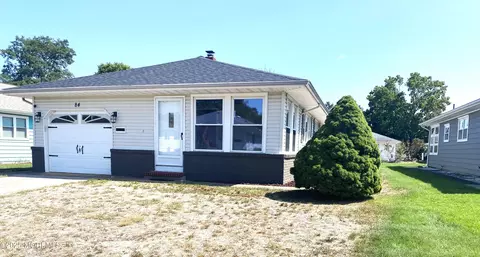 84 Scarborough Pl, Toms River, NJ 08757