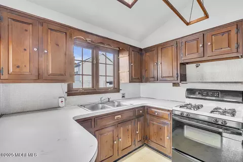 704 Harbor Rd, Brick, NJ 08724 photo 18
