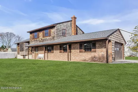 704 Harbor Rd, Brick, NJ 08724 photo 3