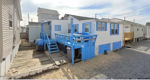 55 Arlington Way # N, Seaside Park, NJ 08752