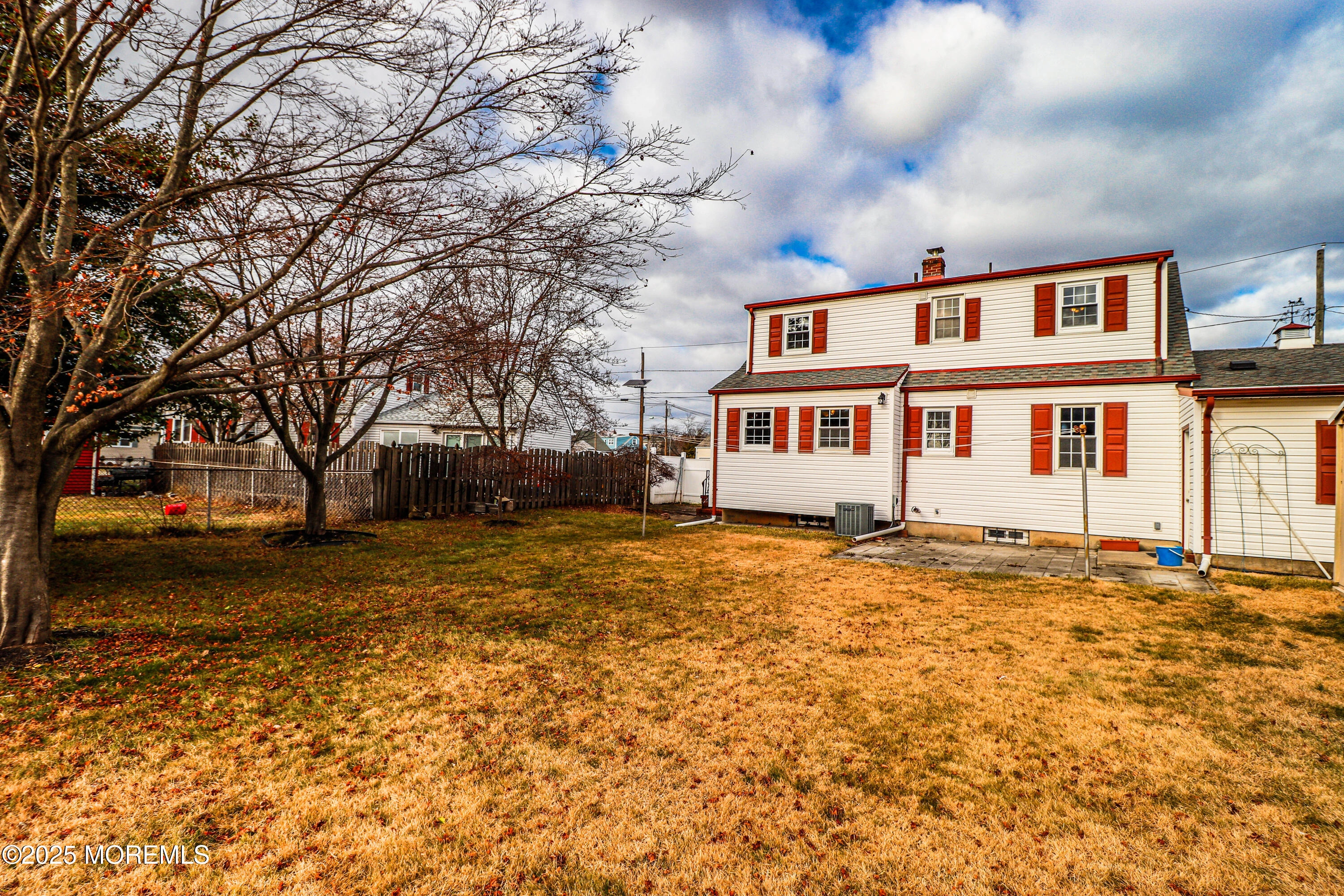 Exterior - 4 Pelham Ave, Edison, NJ 08817 photo 3 of 5