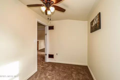 Bedroom - 4 Pelham Ave, Edison, NJ 08817 photo 7 of 7