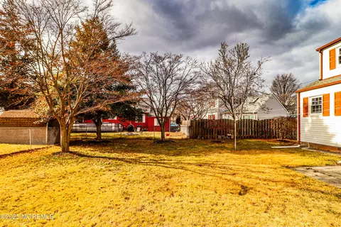 Exterior - 4 Pelham Ave, Edison, NJ 08817 photo 2 of 5