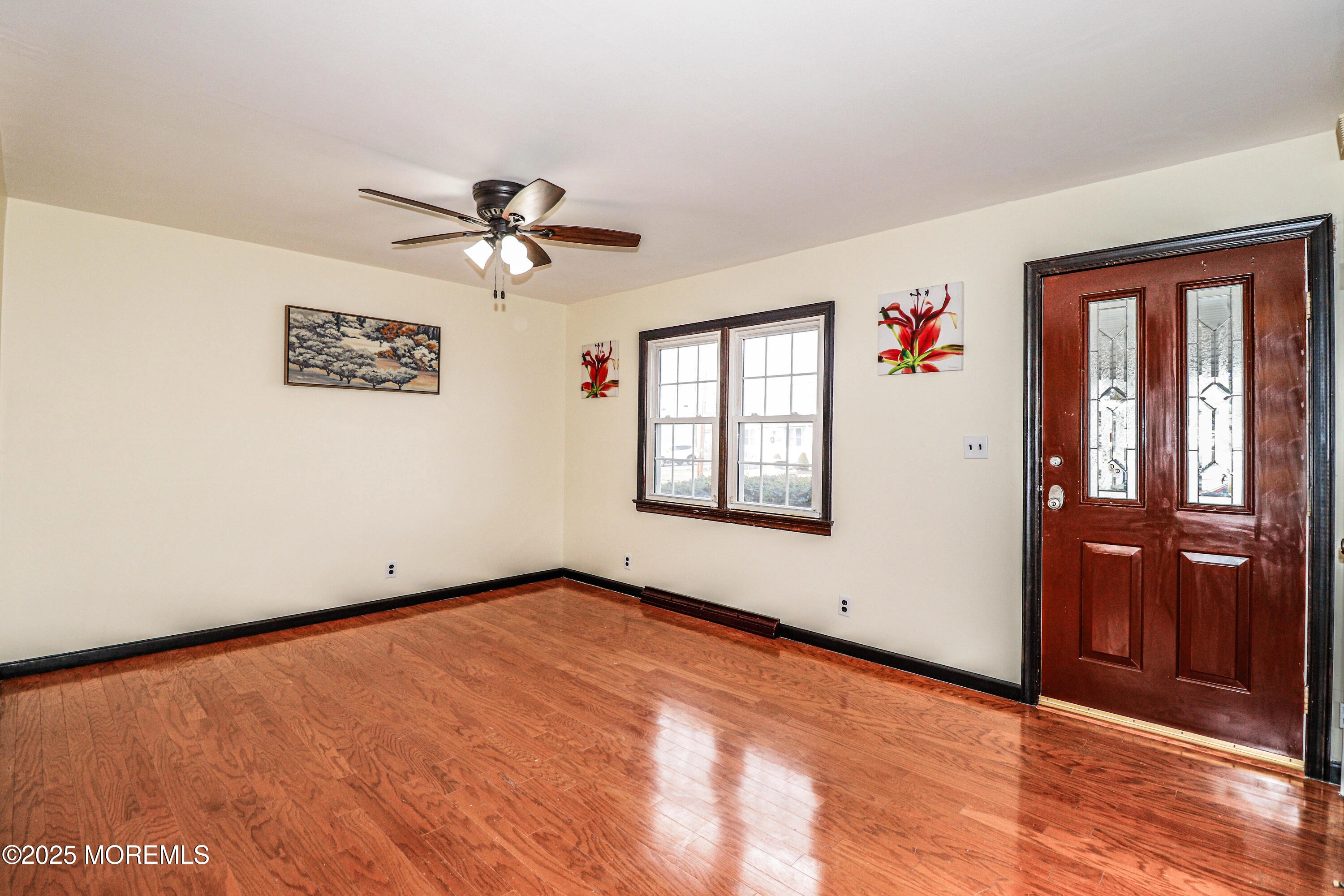 Living - 4 Pelham Ave, Edison, NJ 08817 photo 2 of 2