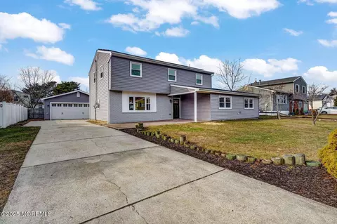 118 Revolutionary Dr, Little Egg Harbor, NJ 08087
