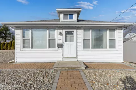 568 Princeton Ave, Brick, NJ 08724