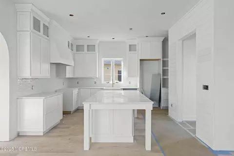 8 Bruce Pl, Rumson, NJ 07760 photo 4