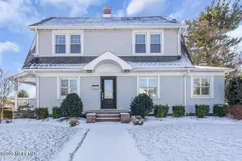 801 Ocean Rd, Spring Lake Heights, NJ 07762