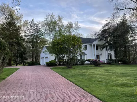 31 Danielle Ct, Jackson, NJ 08527