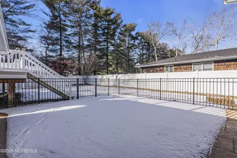 10 Barbara Ct, Waretown, NJ 08758 photo 38