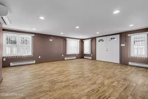 10 Barbara Ct, Waretown, NJ 08758 photo 26