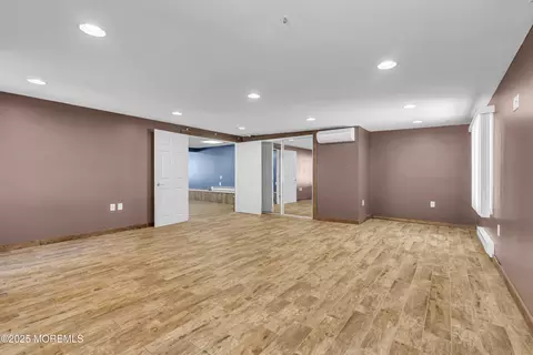 10 Barbara Ct, Waretown, NJ 08758 photo 27