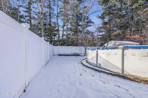 10 Barbara Ct, Waretown, NJ 08758 photo 34