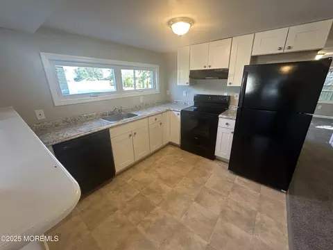 Kitchen - 107 Beach Blvd, Forked River, NJ 08731 photo 3 of 3
