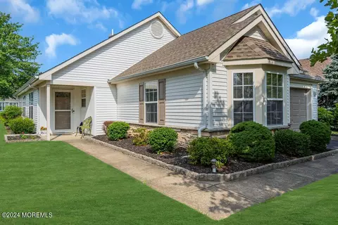 2470 Crisfield St, Toms River, NJ 08755