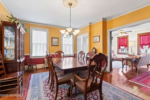 76 Lafayette St, Rumson, NJ 07760 photo 9