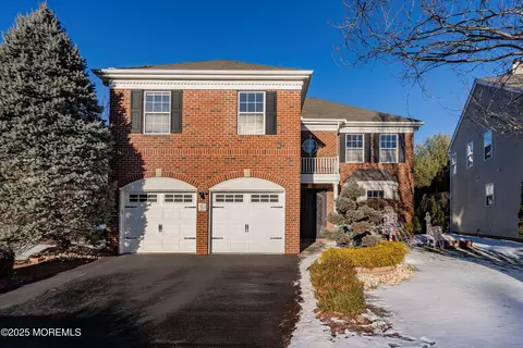 59 Winged Foot Dr, Manalapan, NJ 07726