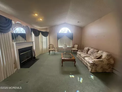 17 Cardigan Dr, Berkeley, NJ 08721 photo 12