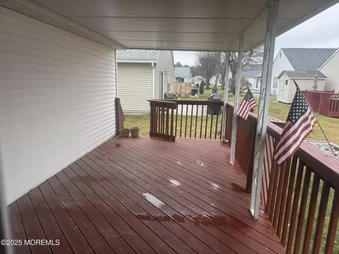 17 Cardigan Dr, Berkeley, NJ 08721 photo 10