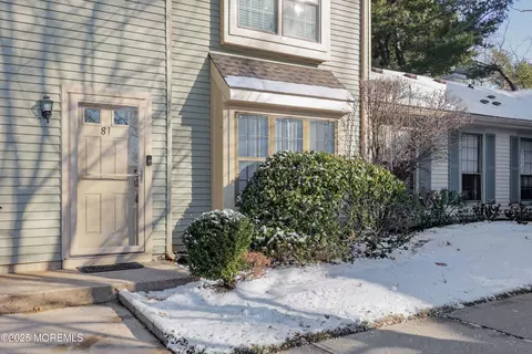 81 Bradford Ct, Aberdeen, NJ 07747