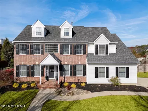 14 Garwood Ct, Medford, NJ 08055