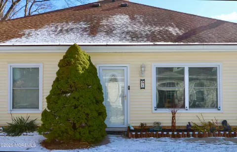 Other - 8 Sutton Dr, Brick, NJ 08724 photo 12 of 13