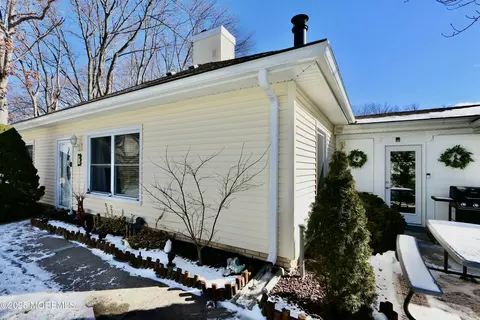 Exterior - 8 Sutton Dr, Brick, NJ 08724 photo 1 of 2