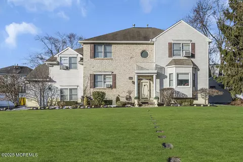 936 Somerset Ave, Lakewood, NJ 08701