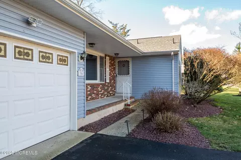 306 Riviera Dr, Forked River, NJ 08731 photo 3