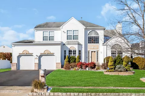 436 Matthews Ln, Jackson, NJ 08527