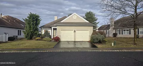 77 Drayton Rd, Manchester, NJ 08759