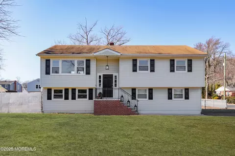 301 Main St, Port Monmouth, NJ 07758