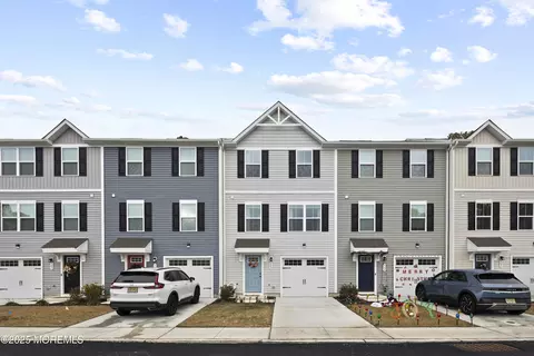 903 Cyprus Ct, Forked River, NJ 08731