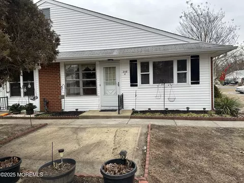 248 Columbine Ave # A, Whiting, NJ 08759
