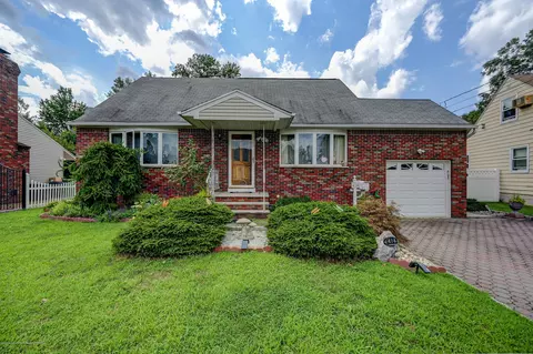 414 Inwood Rd, Linden, NJ 07036
