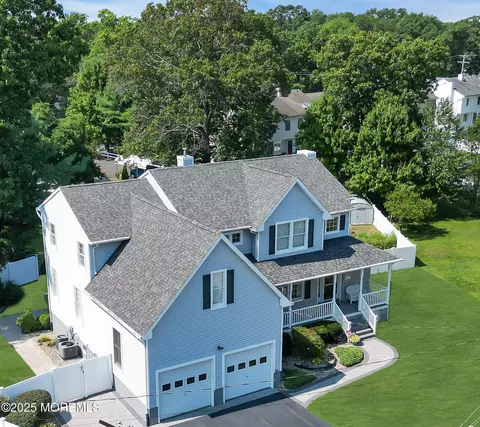 14 Matano Ct, Monroe, NJ 08831