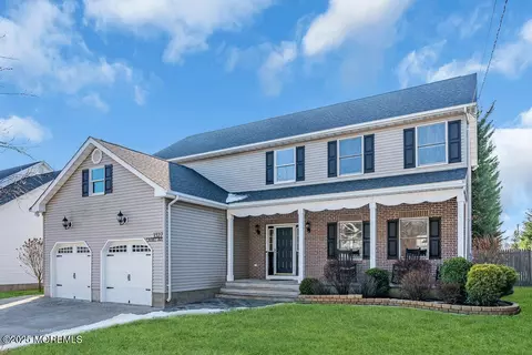 1327 Laurel Ave, Sea Girt, NJ 08750