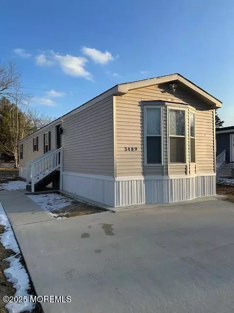 3489 Detroiter St, Browns Mills, NJ 08015