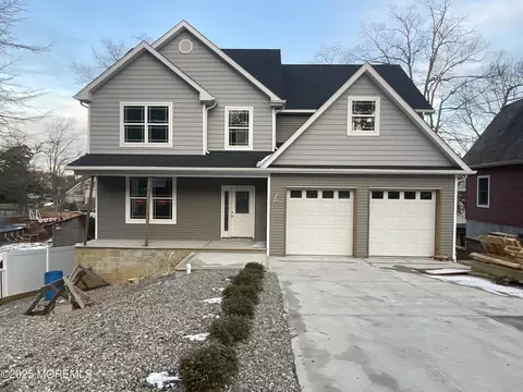 637 Summit Ave, Brick, NJ 08724