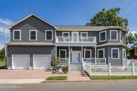525 Bradley Blvd, Toms River, NJ 08753