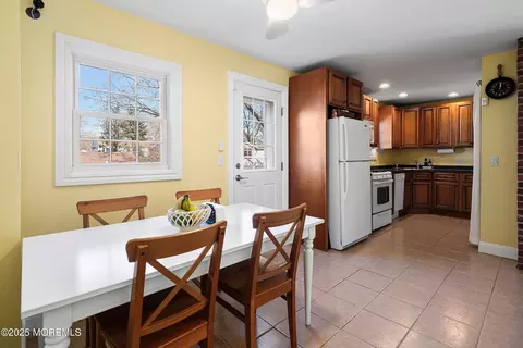 75 Ravine Dr, Matawan, NJ 07747 photo 6